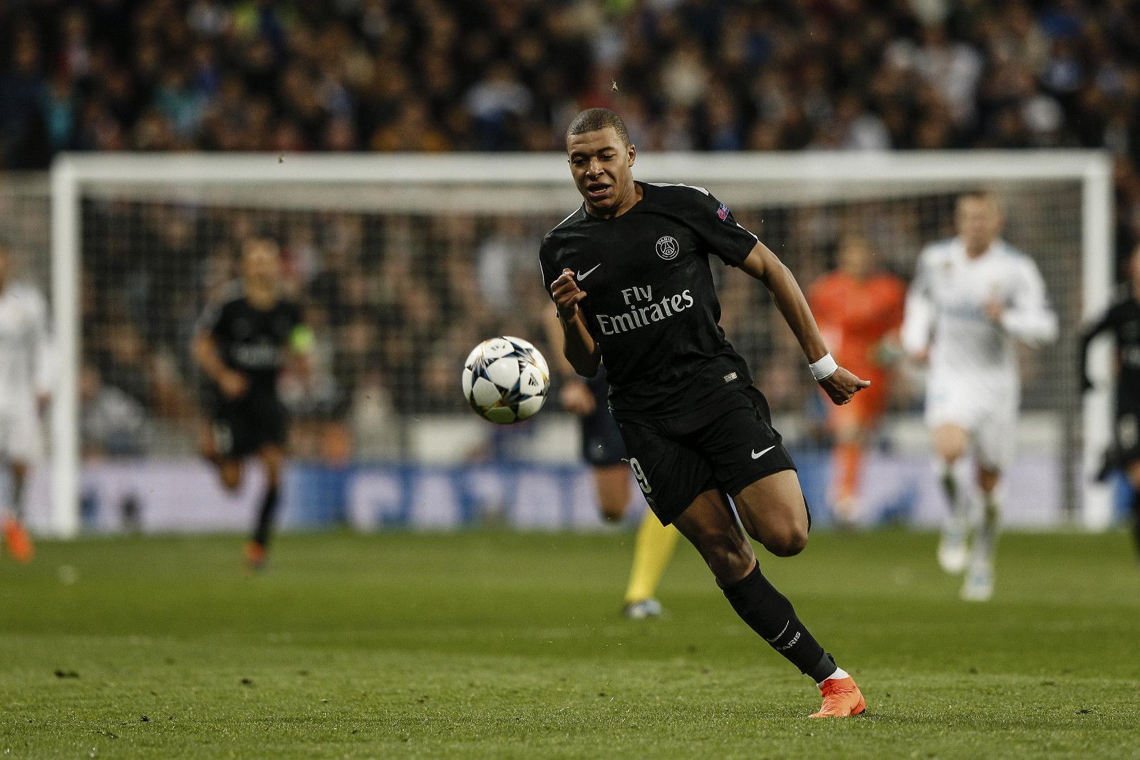 魔鬼赛程，毕尔巴鄂竞技将在一周内连战皇马、马竞、巴黎（一周硬仗连连，毕尔巴鄂竞技先后对阵皇马、马竞、巴黎）