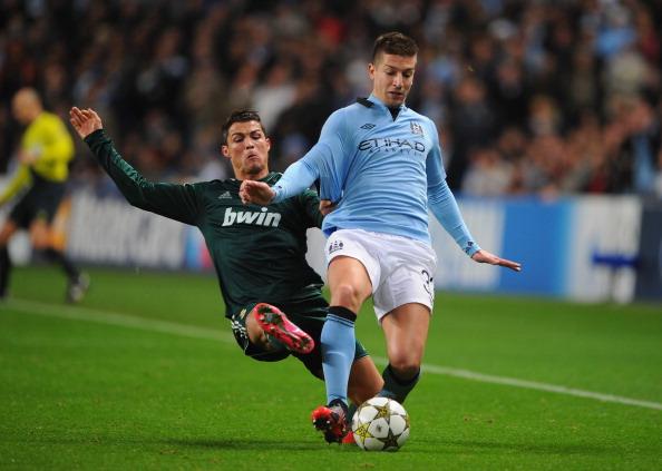 2025／26赛季英超：从巴萨到阿森纳，切尔西面临终极考验（英超2025／26赛季：切尔西从巴萨到阿森纳迎来终极大考）