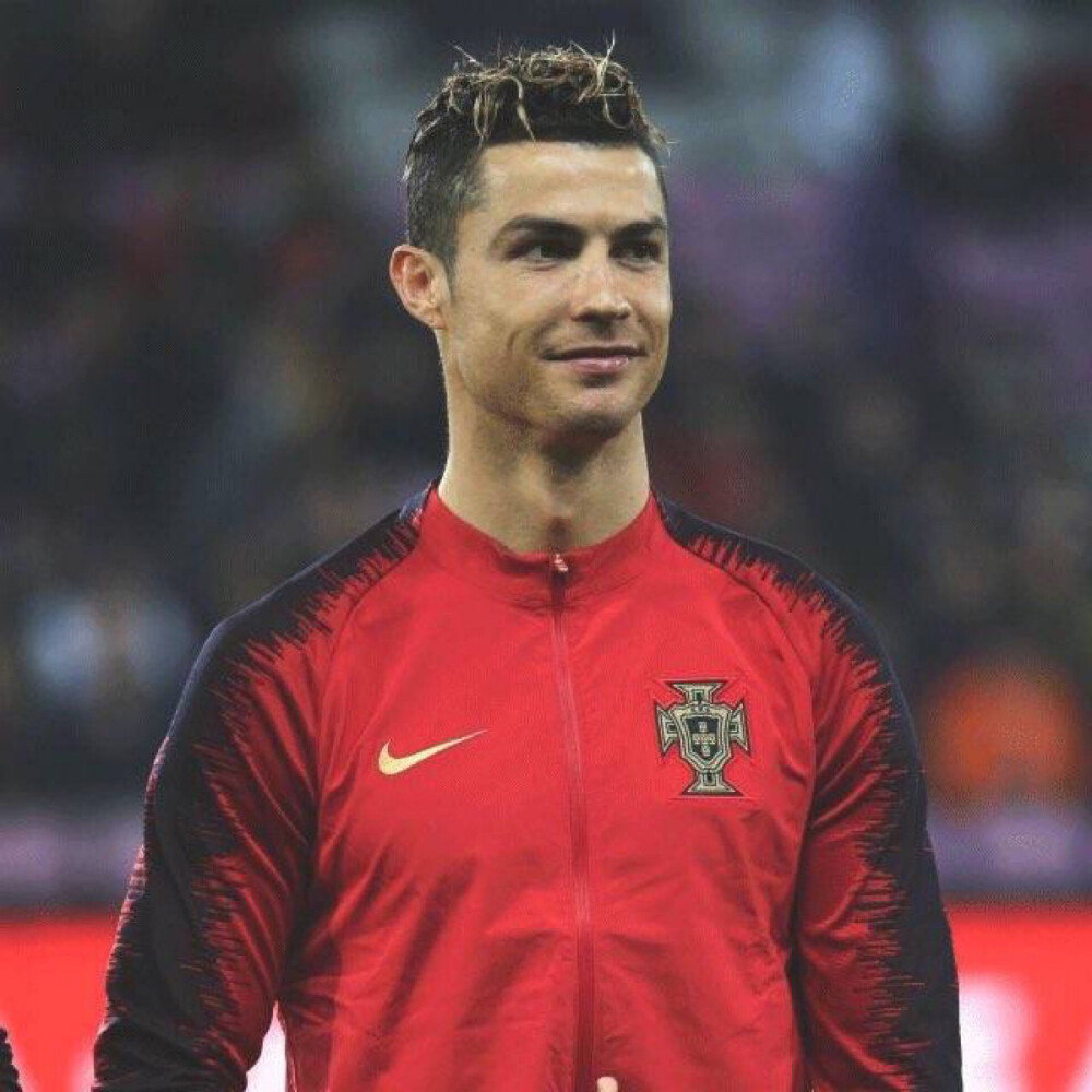 6场欧冠输掉2场，阿隆索成皇马6年来最快吃2欧冠败仗教练（6场欧冠就输两场，阿隆索成为皇马近6年最快吞下两次欧冠失利的主帅）