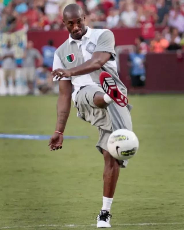 扛旗？ 你们听谁说的？乒乓球 2025WTT香港总决赛（‘扛旗’之说从何而来？2025 WTT香港总决赛乒乓球）