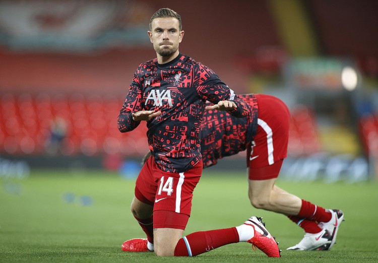 国脚关键传球完成制胜球（国脚送出关键一传助攻制胜）