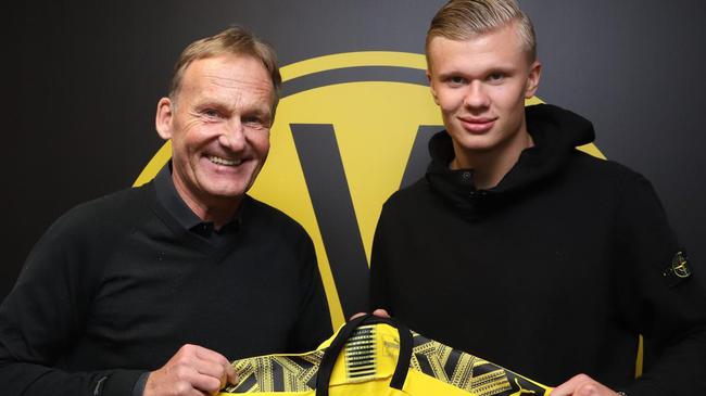 阿方索·戴维斯：本轮欧冠我将迎来复出，不确定是否能上场（阿方索·戴维斯：本轮欧冠将复出，能否登场仍存疑）