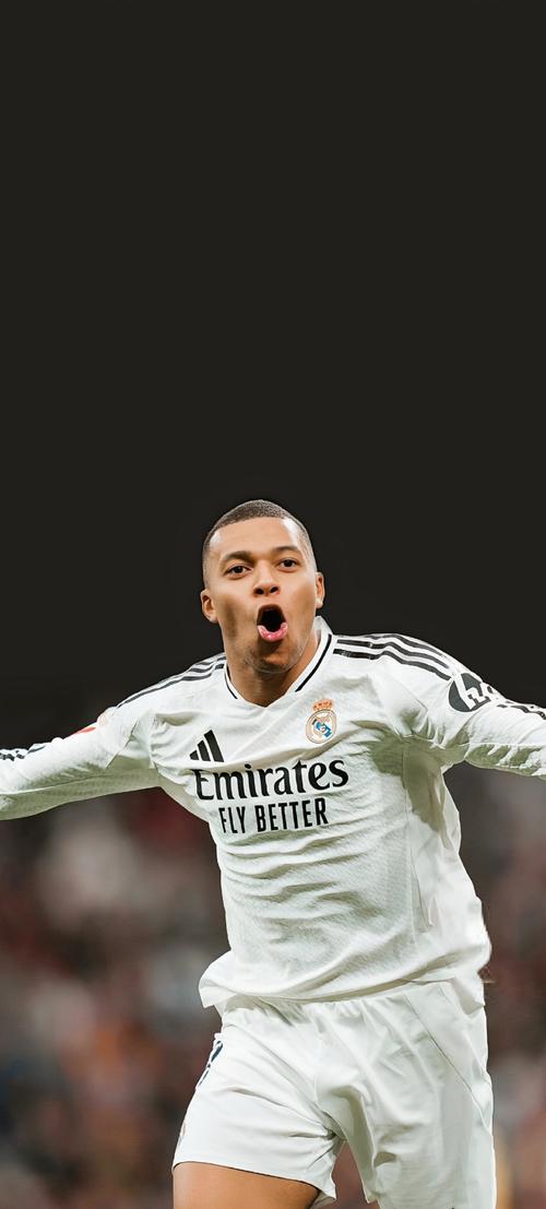 意媒：国米可以启用青训小将卡马特，以应对邓弗里斯伤缺情况（意媒：邓弗里斯伤停，国米考虑启用青训小将卡马特顶替）