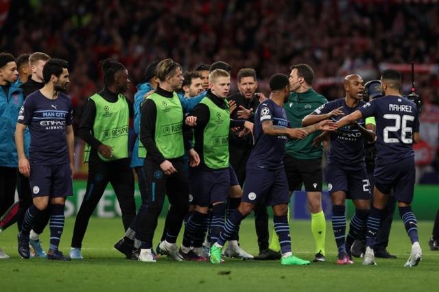 斩获两金！温州健儿彭黎娜闪耀全国举重赛场（双金到手，温州名将彭黎娜在全国举重赛大放异彩）