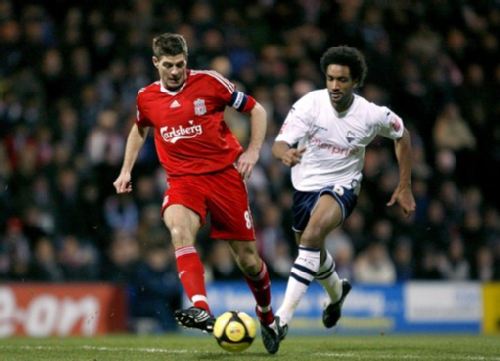 英超青训球员炫耀贩毒被判3年，同伙持枪获刑10年（英超青训球员因炫耀贩毒获刑3年，持枪同伙被判10年）