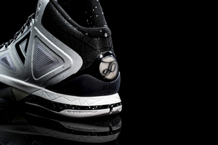 一名越南球员因性别问题被剥夺U21女排世锦赛参赛资格，出场四战成绩均取消（越南球员因性别争议被取消U21女排世锦赛参赛资格，已出战四场成绩作废）