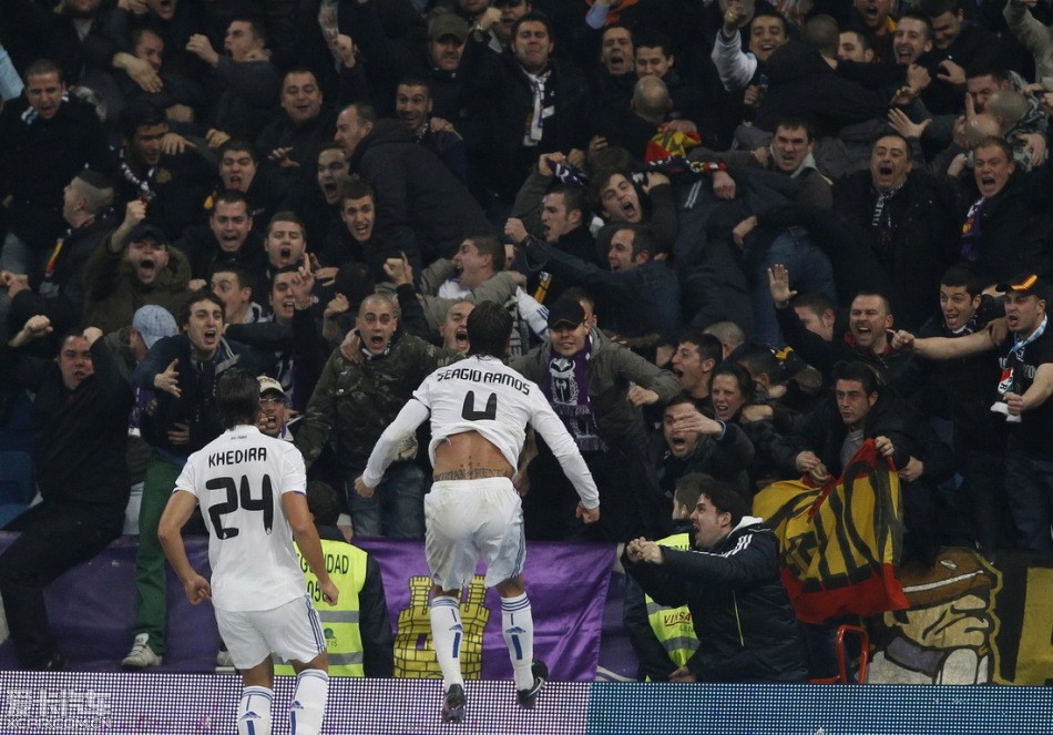 加纳官方：对阵日本重伤的弗朗西斯已接受手术，将回法国康复（加纳官方通报：弗朗西斯战日本重伤已手术，将赴法国康复）