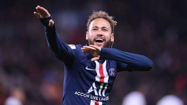 记者：兰克尔-泽经常在赛前要钱，首发迟迟不定也有他的原因（记者称兰克尔-泽屡次在赛前索要费用，首发迟迟未定也与他有关）