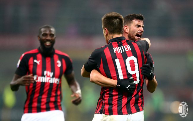 英格兰U21队11月大名单：里科-刘易斯、小贝林、吉滕斯入选（英格兰U21公布11月征召名单：里科-刘易斯、小贝林、吉滕斯在列）