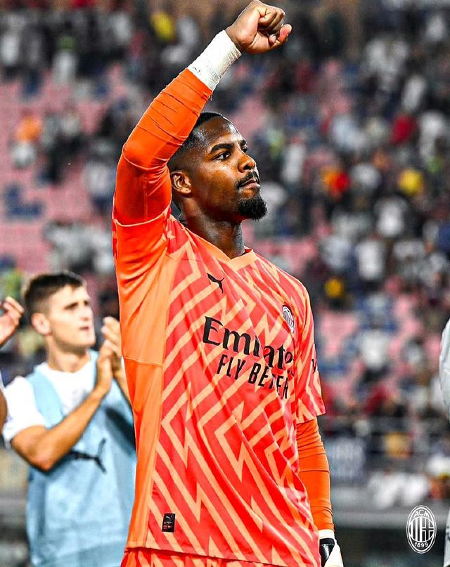 阿森纳梅超锋传射建功，凯莱赫全力扑救仍被进两球，枪手挡不住！（阿森纳势不可挡！梅超锋传射发威，凯莱赫拼尽仍丢两球）