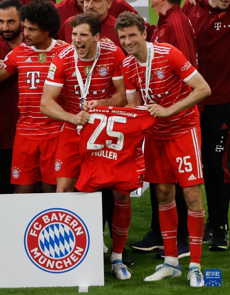 萨尼亚：孔帕尼对曼城有深厚感情，他是瓜迪奥拉接班人