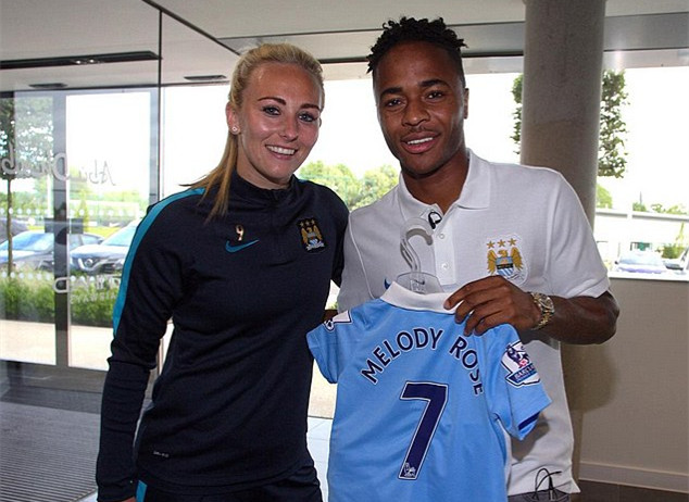 斯基拉：吉乌曾接近外租比萨，但切尔西希望让球员留在英超（斯基拉：吉乌一度接近租借加盟比萨，切尔西更倾向将其留在英超）