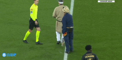 别把跑车当坦克！莱奥转型中锋，是补了短板却废了武功？